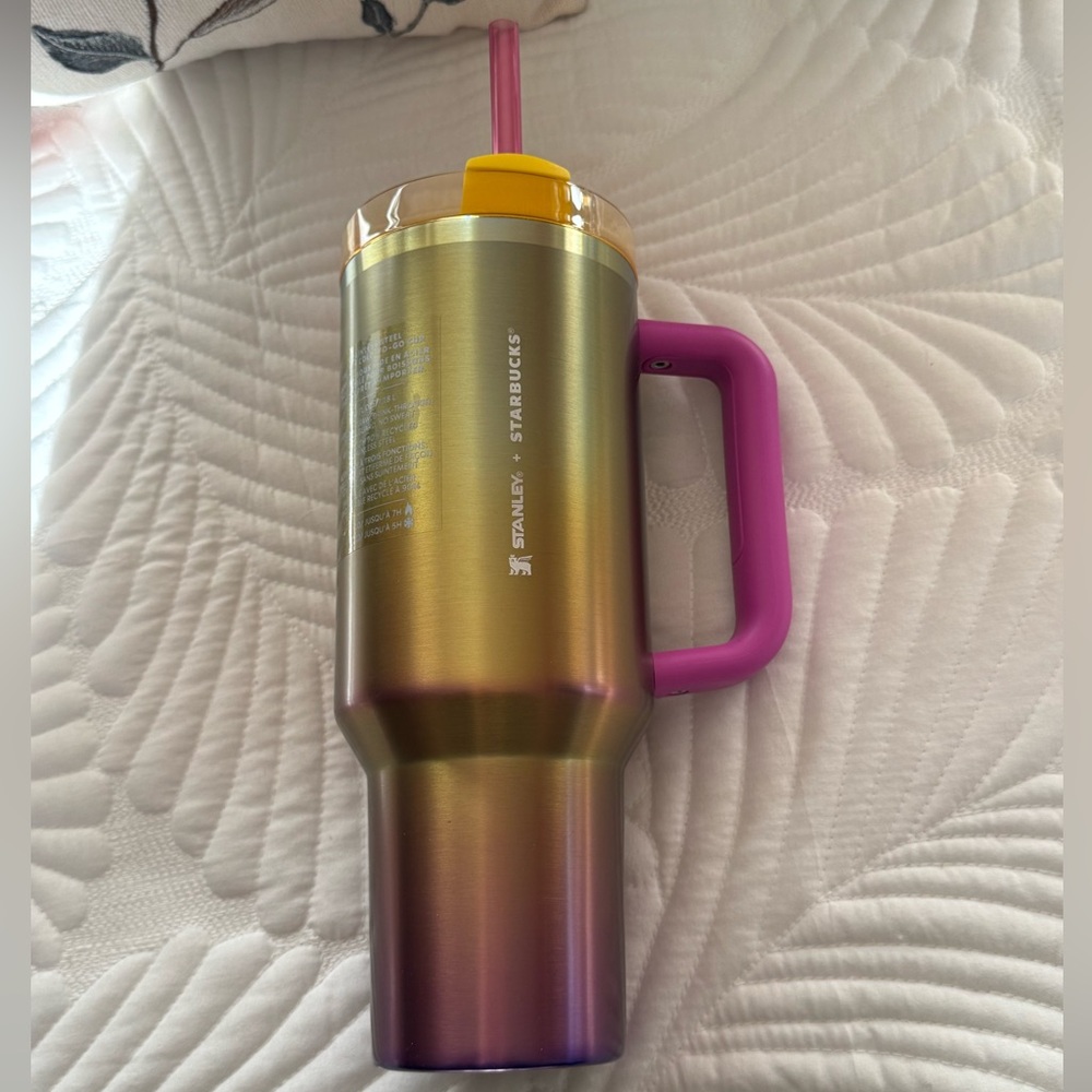 STANLEY X STARBUCKS 40 OZ TUMBLER 2024 Sunset Gradient NWT